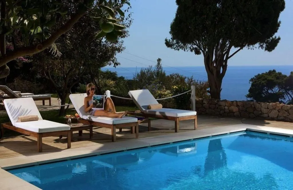 Pool, La Minerva, Naples