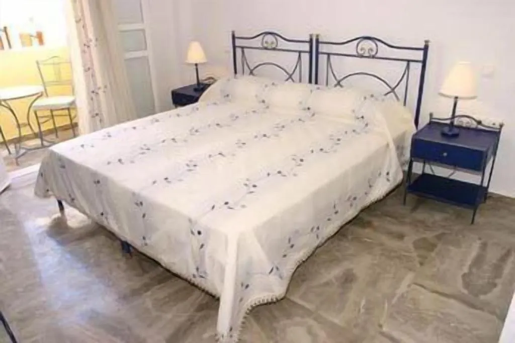 Room, Ifestia, Santorini