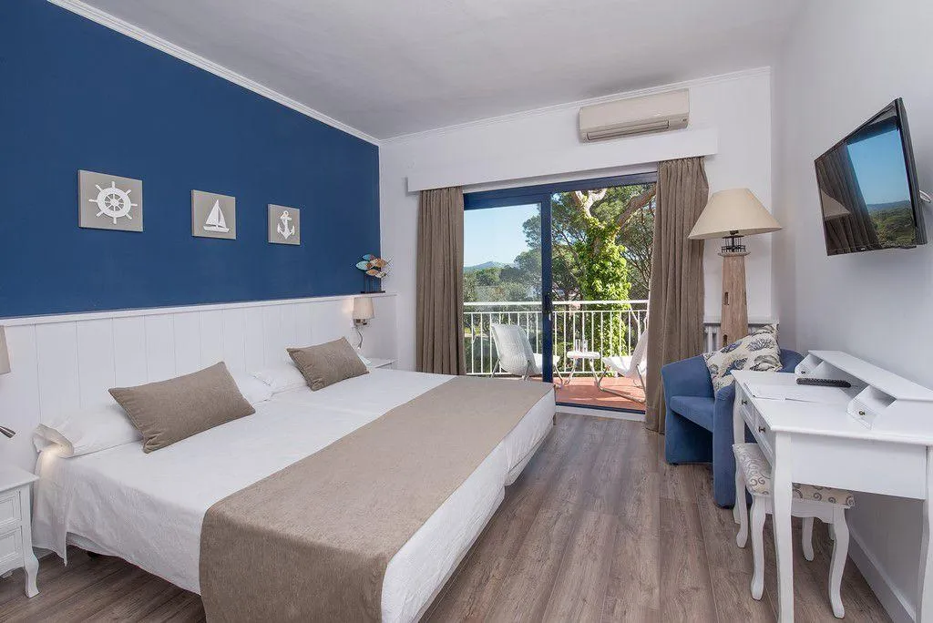 Double or Twin DELUXE SEA VIEW Room, Garbi Calella Palafrugell, Costa Brava