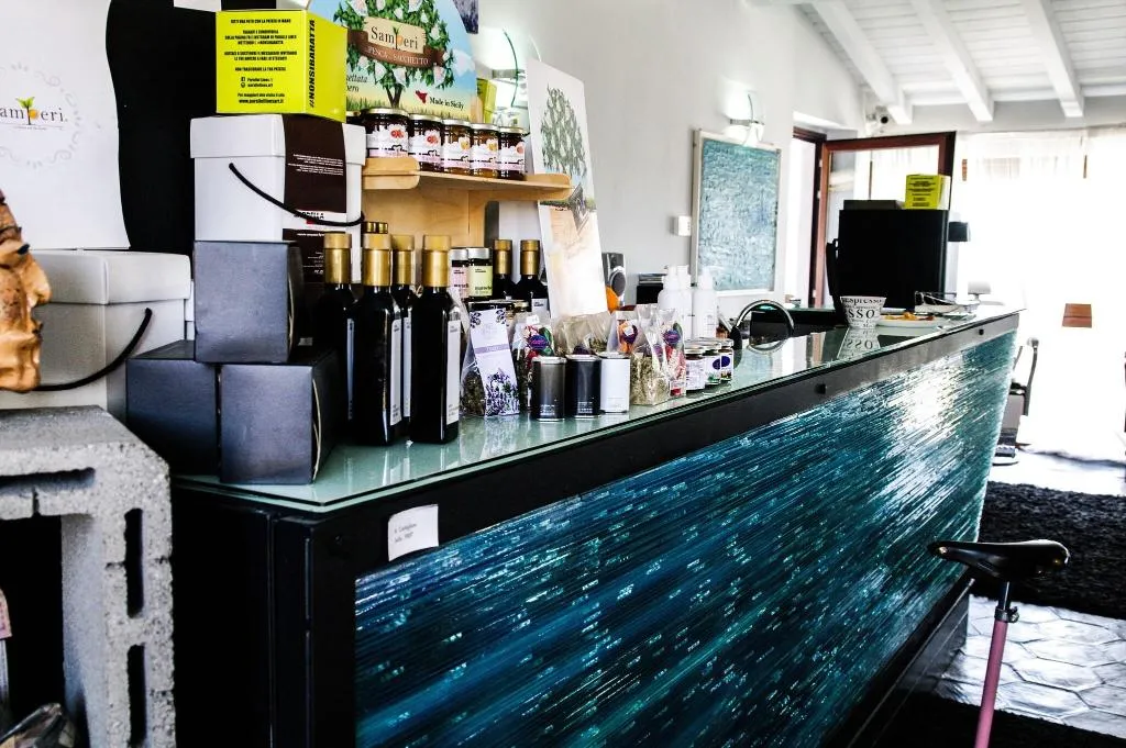 Bar, Suite d'autore, Palermo