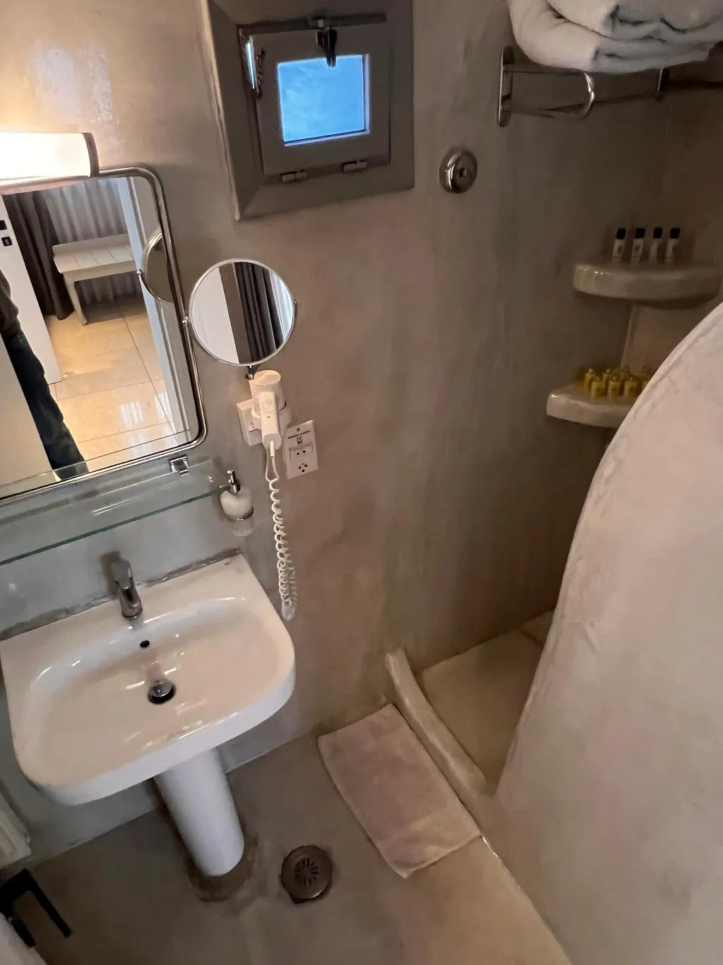 TRIPLE SUPERIOR Room, Theoxenia Boutique Hotel, Santorini