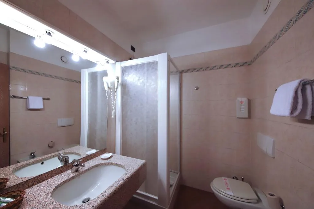 DOUBLE PRESTIGE Room, Monica Hotel Fiera, Milan