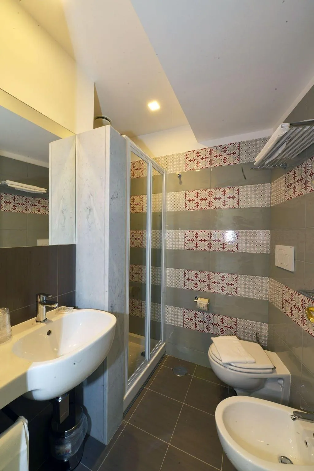 Double or Twin WITH DOUBLE BED Room, Hotel Zeus Pompei, Naples