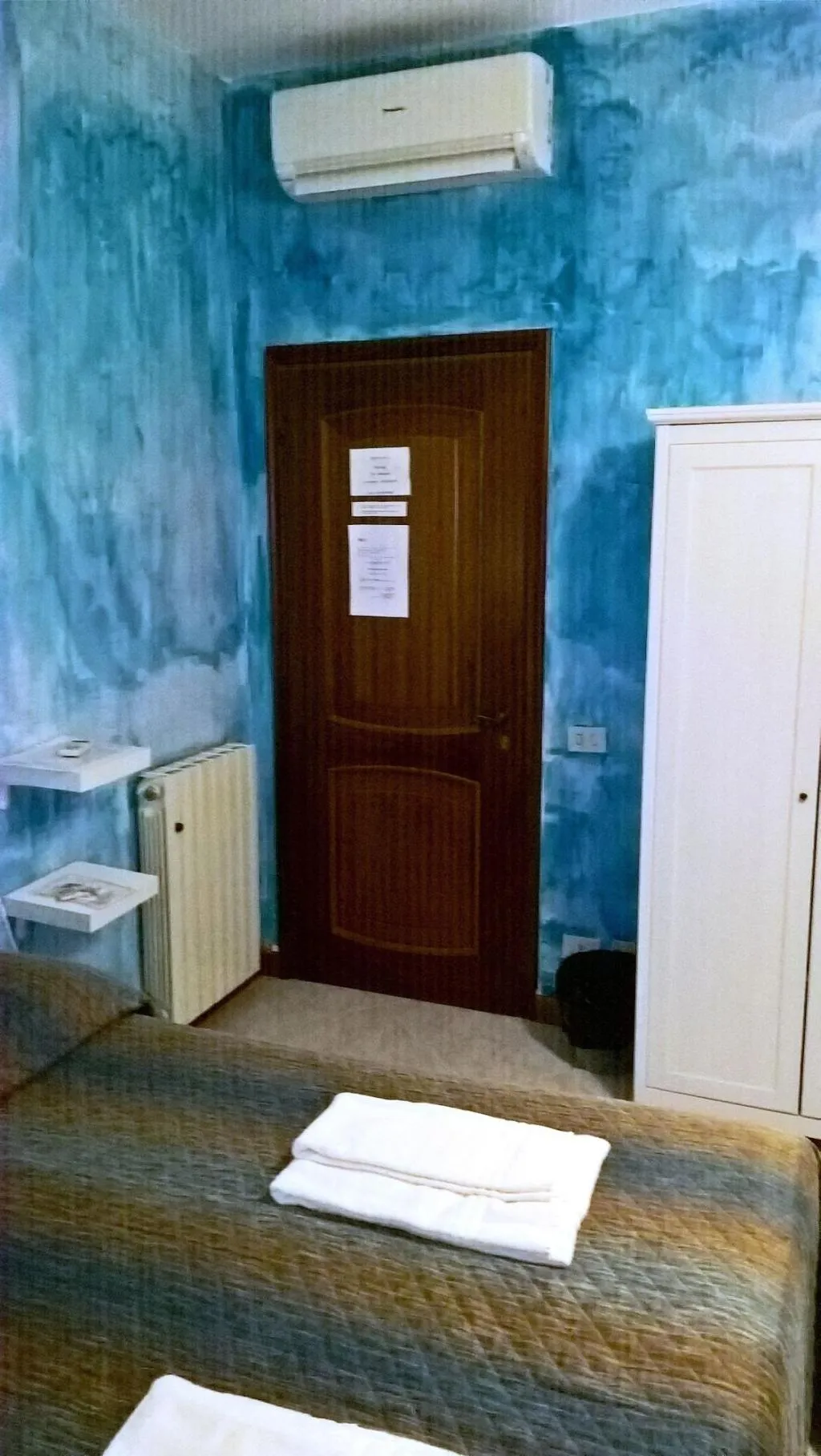 Room, Gigi Holiday Rooms, Naples