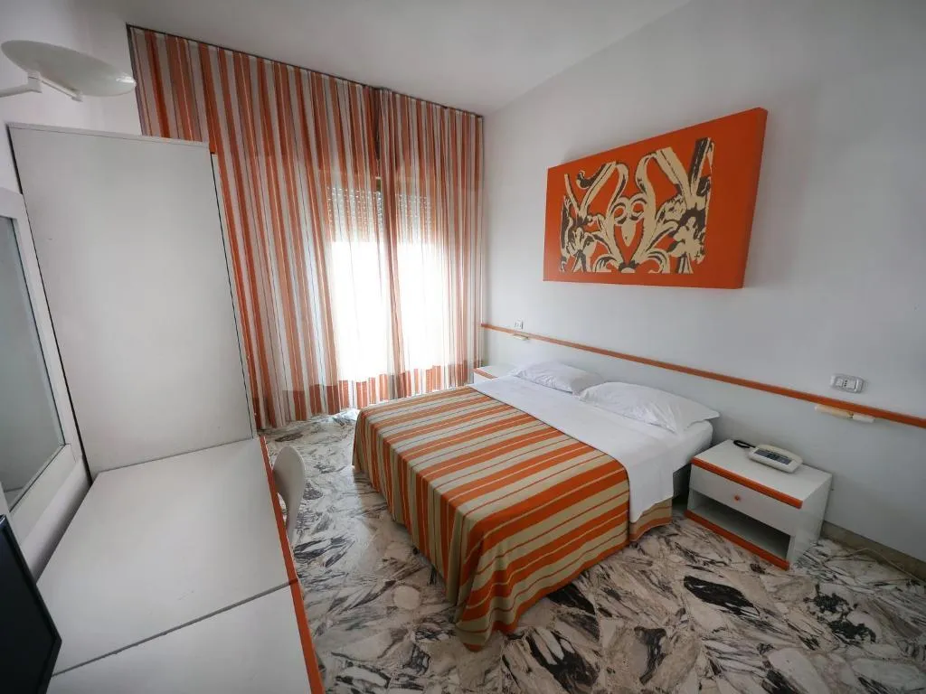 SINGLE STANDARD Room, Hotel Palm Beach, Palermo