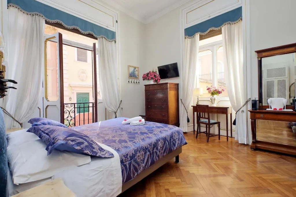 Room, Domus Monamì Luxury Suites, Rome