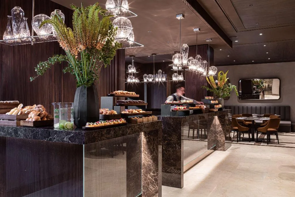 Restaurant, Hotel Cristoforo Colombo – Preferred Hotels & Res, Milan