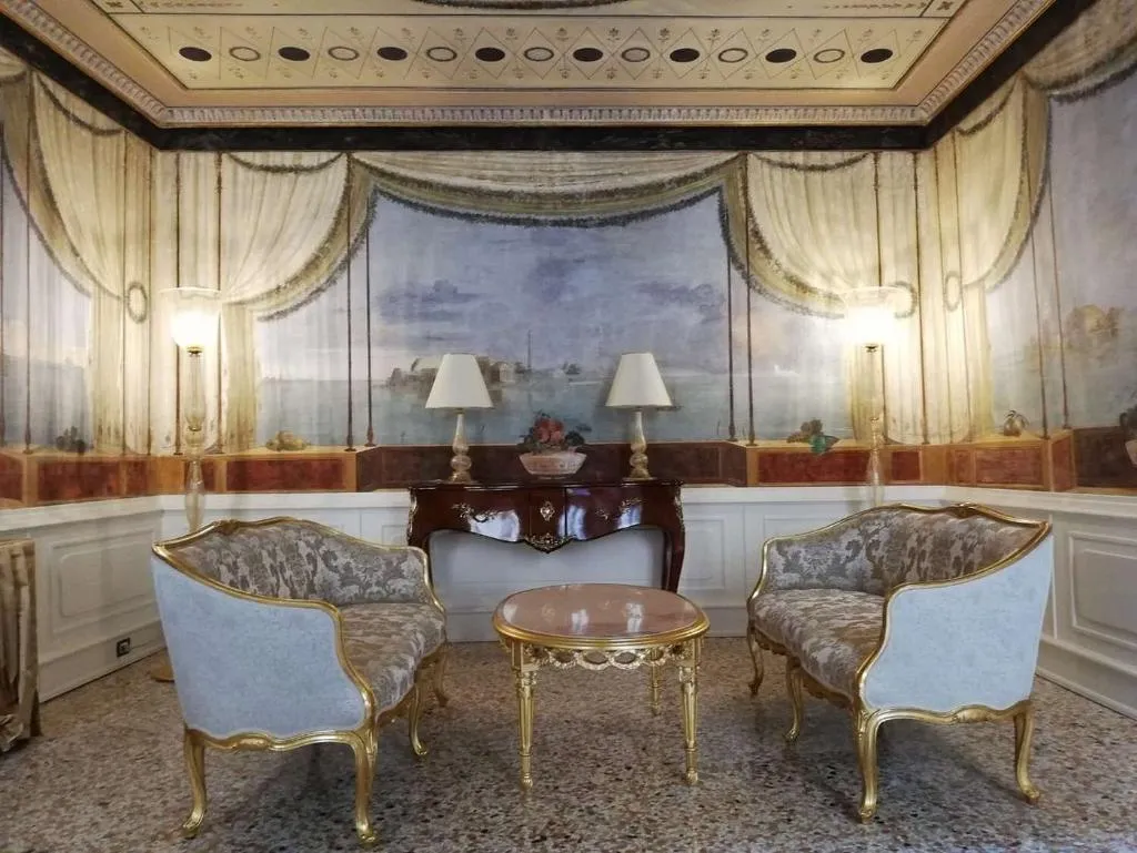 SUITE CAPACITY 2 Room, Cà Bonfadini Historic Experience, Venice