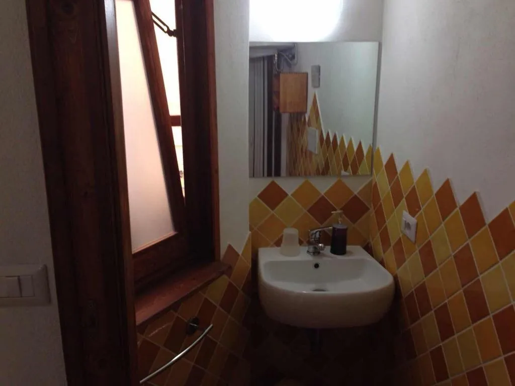 Room, Aigua, Alghero