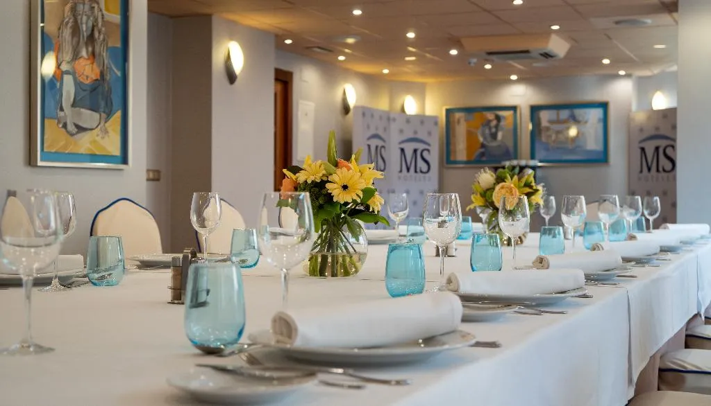 Restaurant, MS Maestranza Málaga Centro, Costa Del Sol