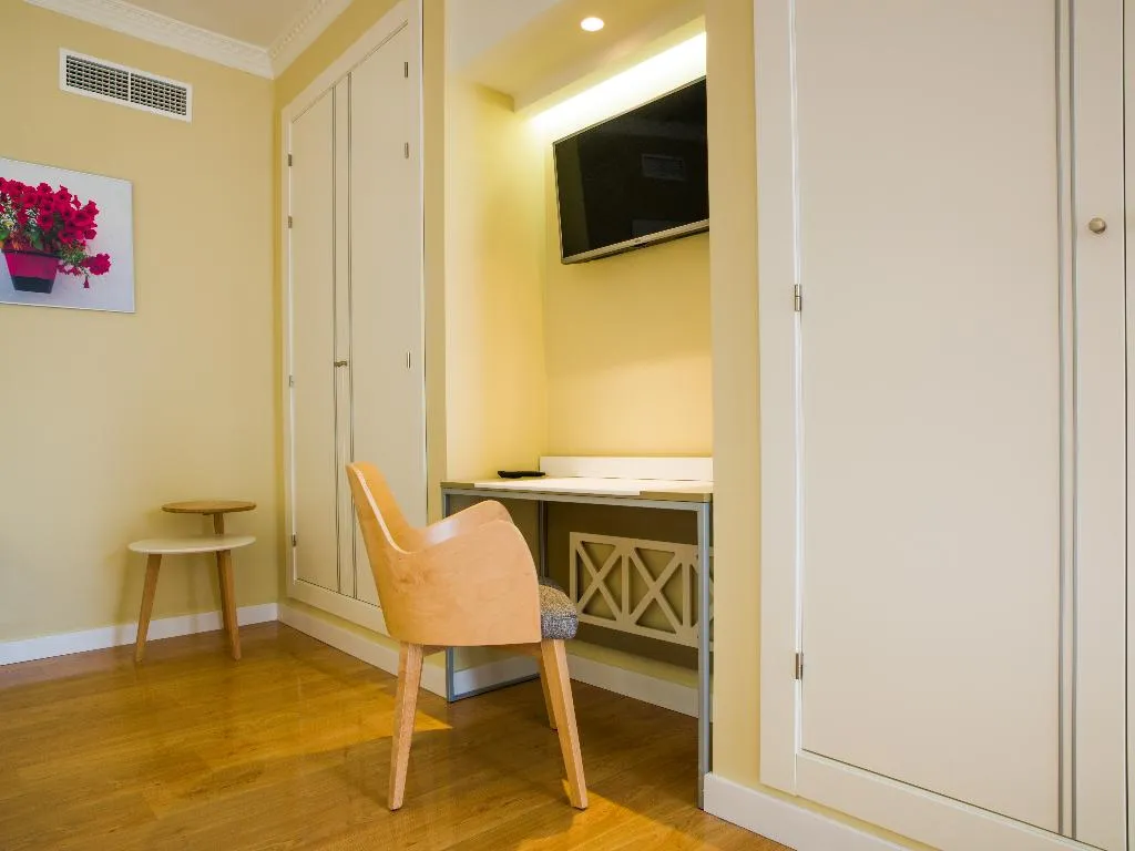DOUBLE SINGLE USE STANDARD Room, Monarque Torreblanca, Costa Del Sol