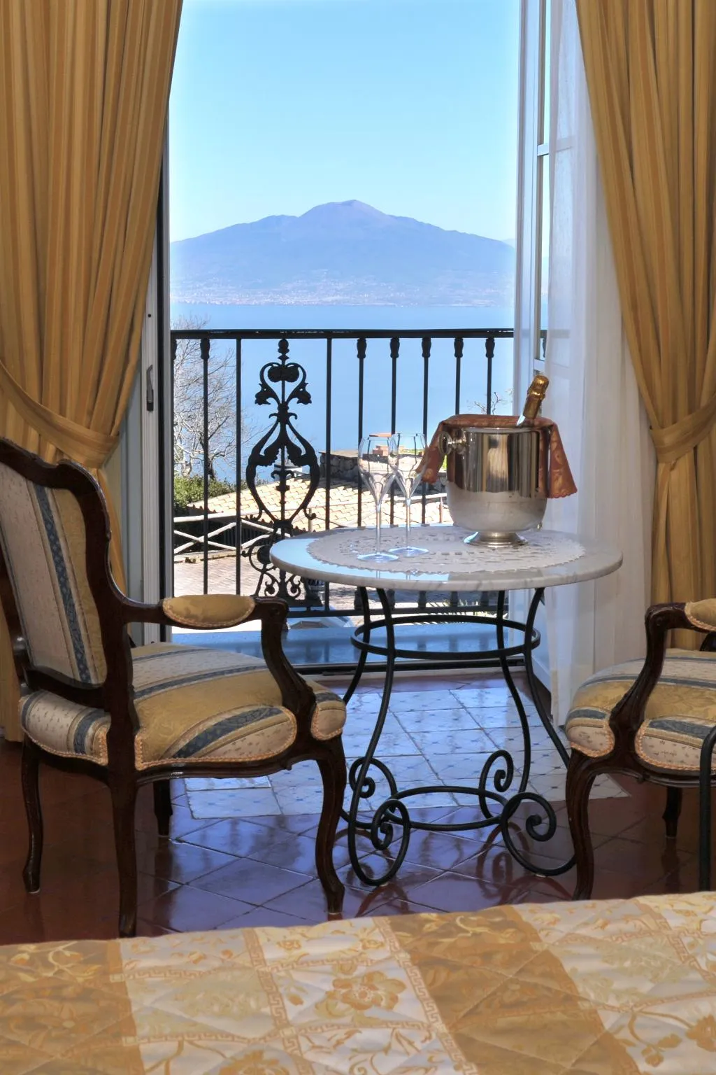 JUNIOR SUITE SEA VIEW Room, Oasi Olimpia Relais, Naples