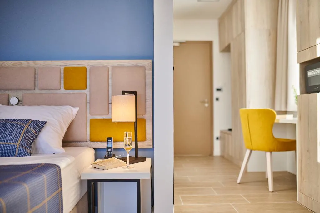 STUDIO WITH BALCONY Room, Arancini Residence, Split