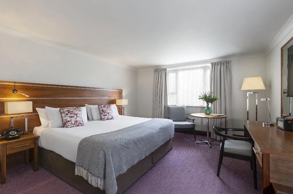 SINGLE CLASSIC Room, The Green, Dublin