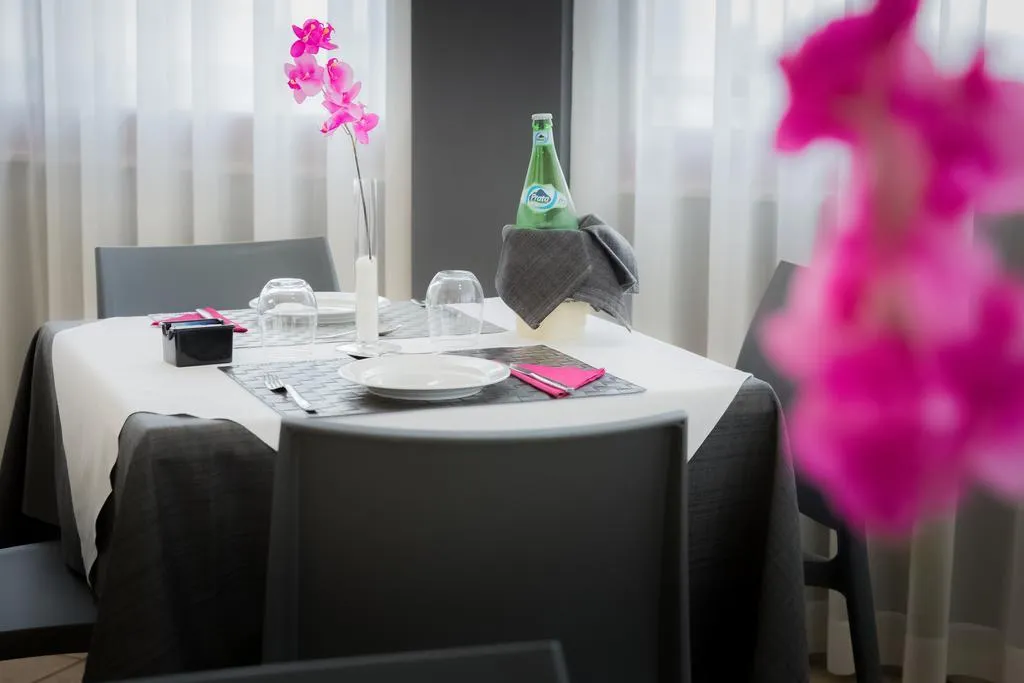 Restaurant, Kleopatra Design Hotel, Naples