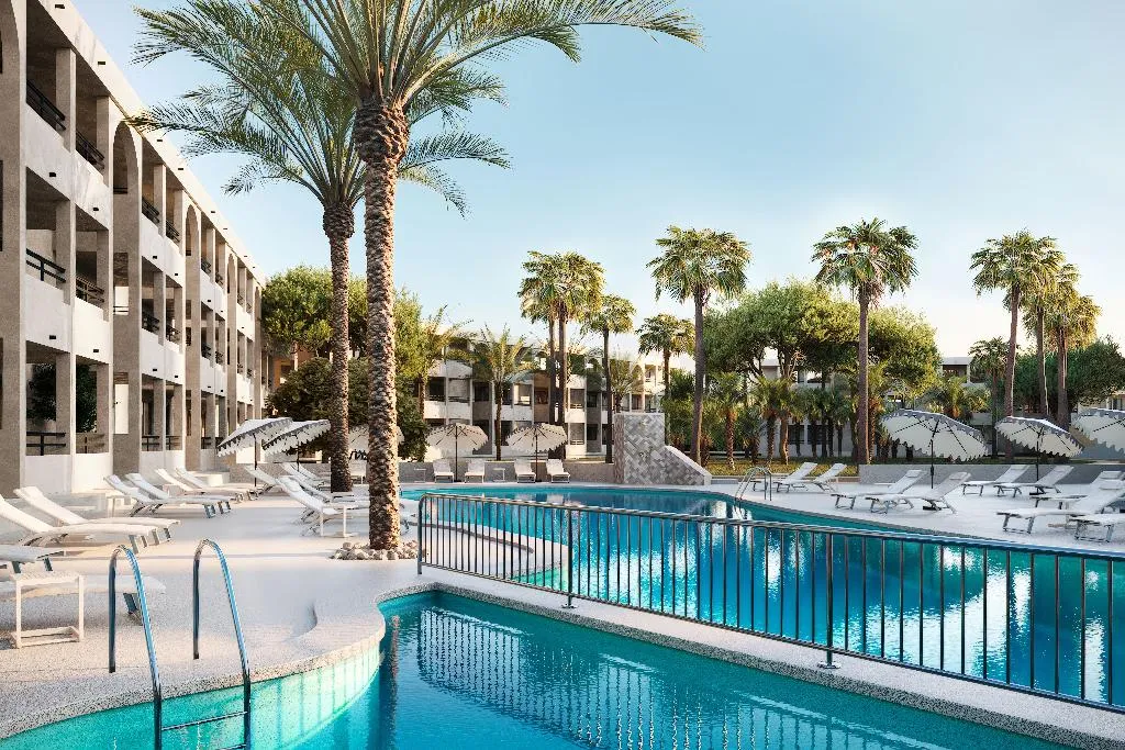 Pool, Wyndham Mallorca Portocolom Resort, Majorca
