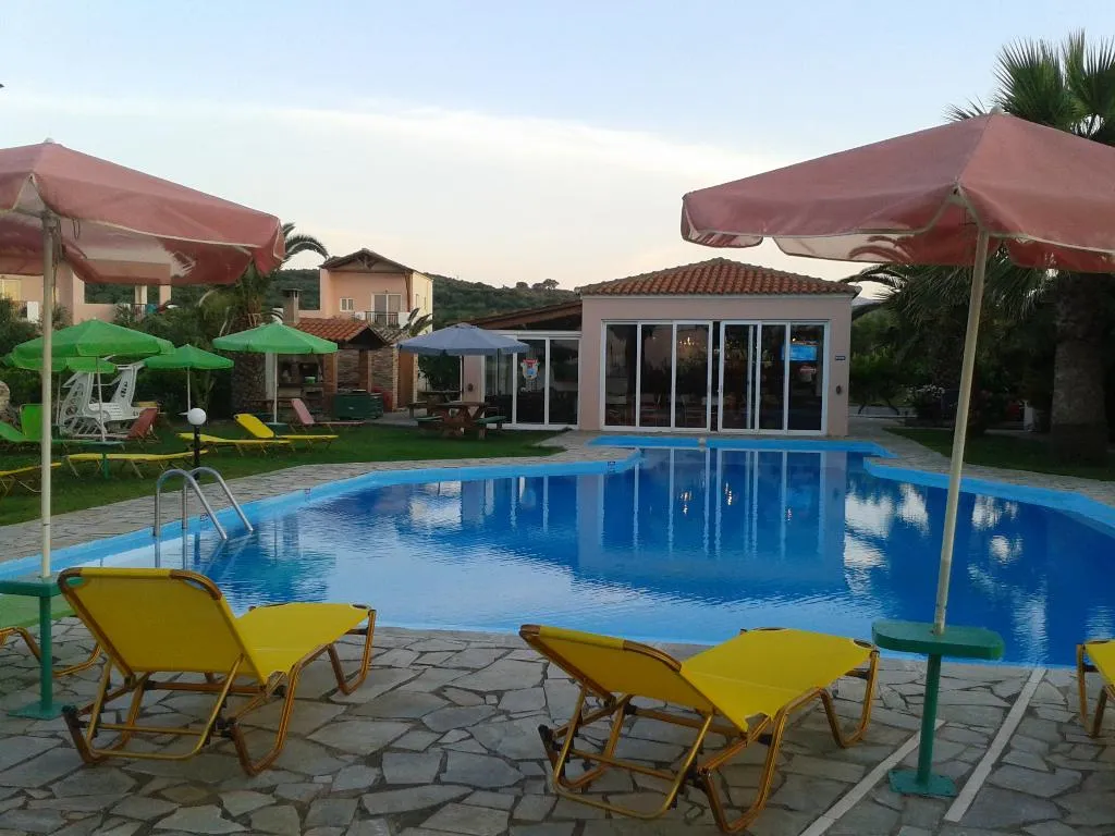 Pool, Pardalakis Studios, Crete