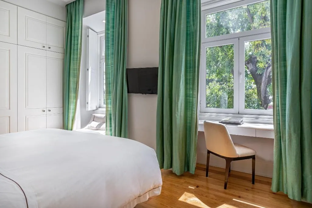 DOUBLE SUPERIOR WITH DOUBLE BED Room, Santiago De Alfama - Boutique Hotel, Lisbon