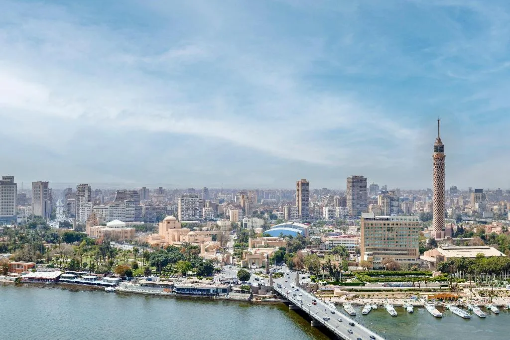 DOUBLE CLUB KING BED Room, Semiramis InterContinental Cairo, Cairo