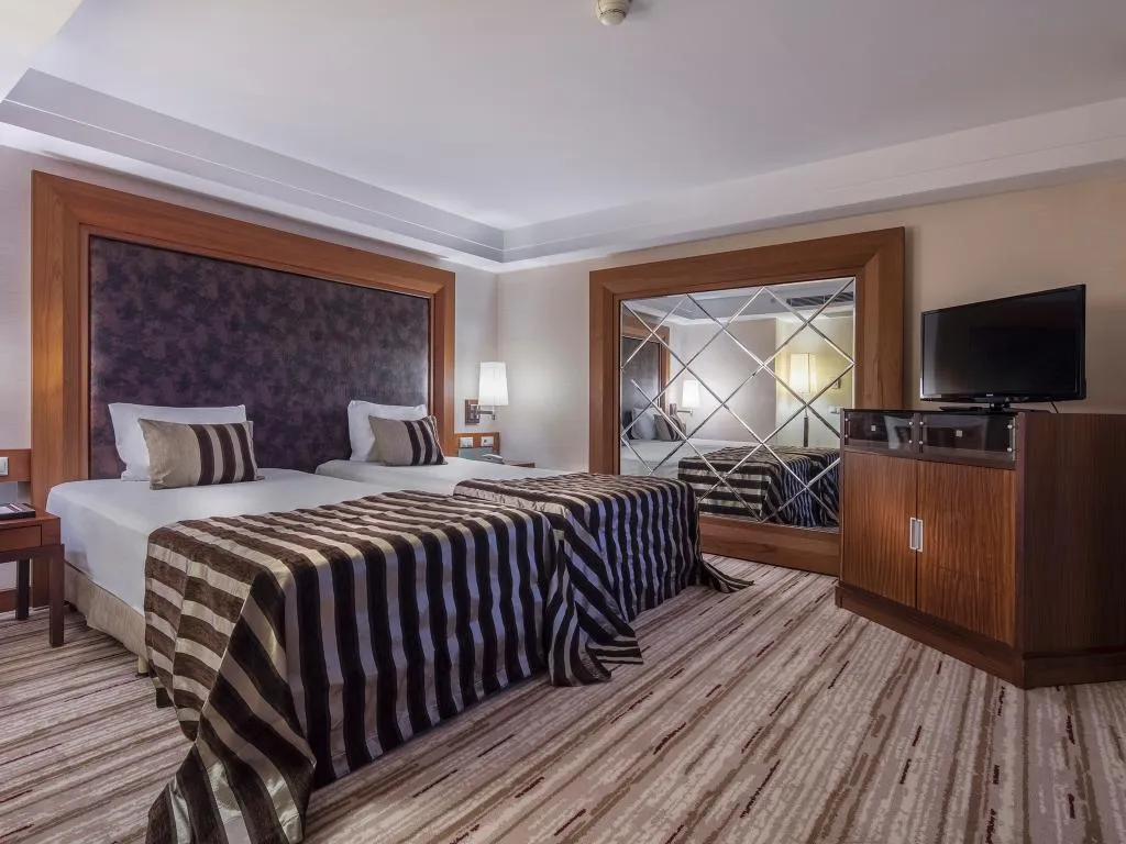 DOUBLE LAND VIEW Room, Rixos Sungate Land of Legend Theme Park FreeAcces, Antalya