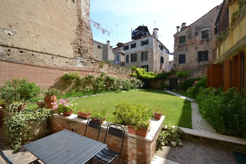 General view, Corte Nova, Venice