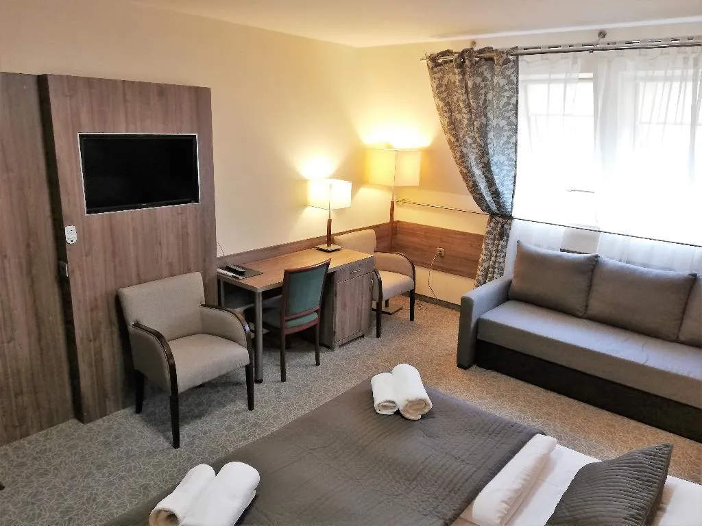 TRIPLE STANDARD Room, Hotel Zakliki, Krakow