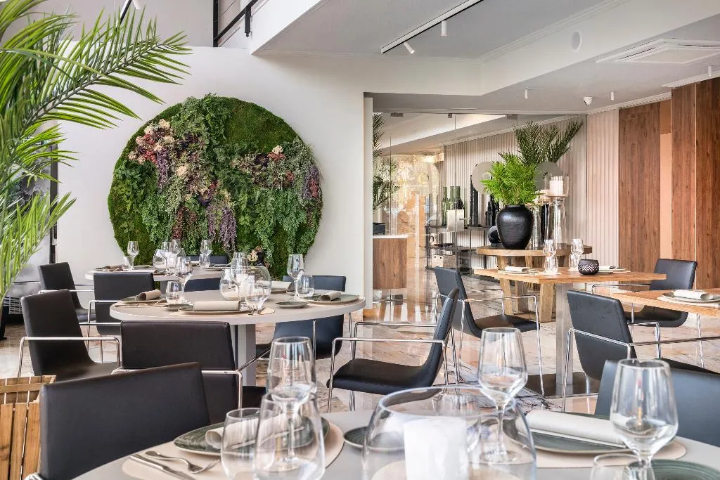 Restaurant, Salles Hotel Ciutat del Prat Barcelona Airport, Barcelona