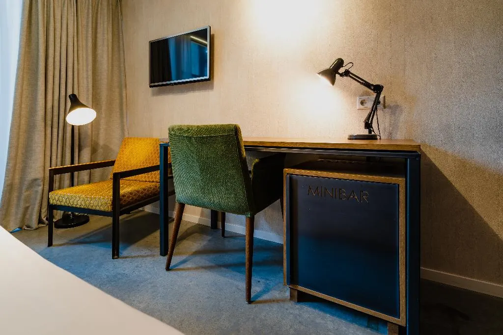 DOUBLE STANDARD Room, Hotel De Hallen, Amsterdam