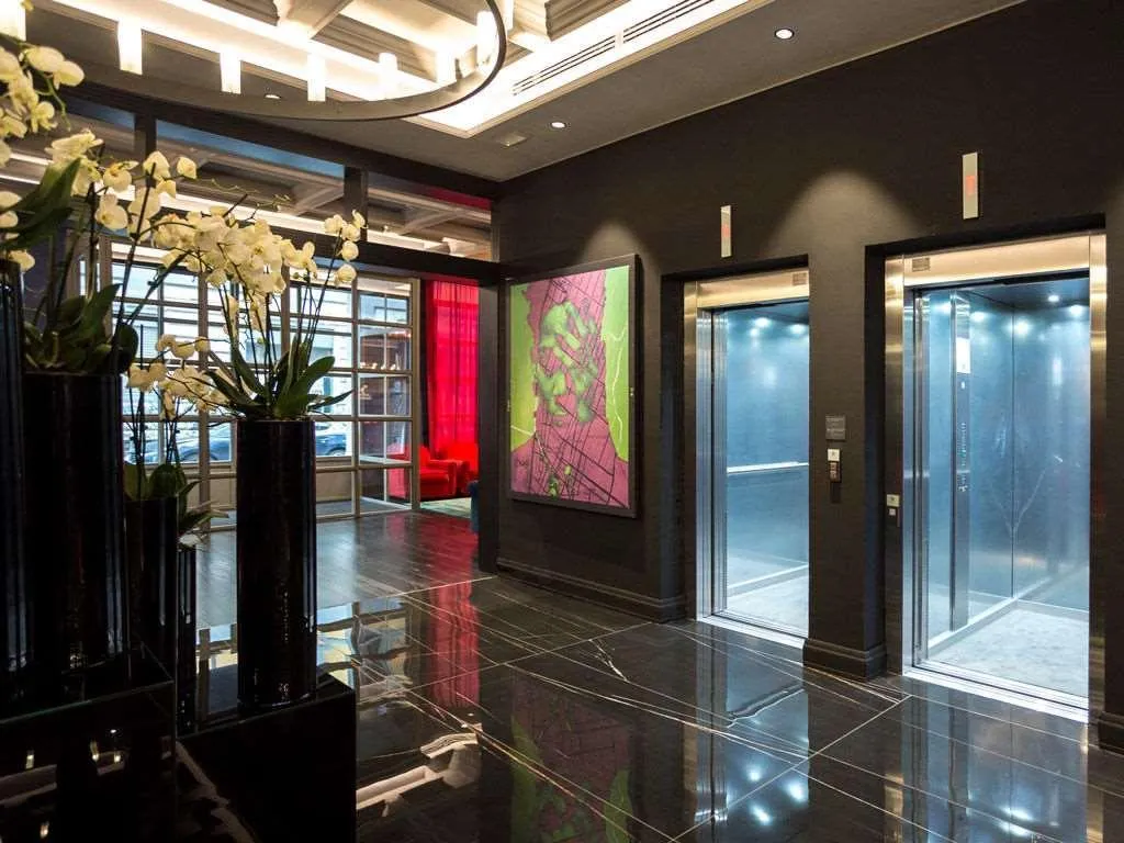 Lobby, Palazzo Cornalia, Milan