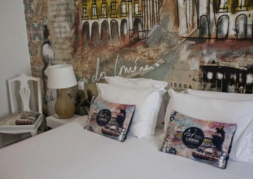 DOUBLE KING SIZE BED Room, The Art Inn Lisbon, Lisbon