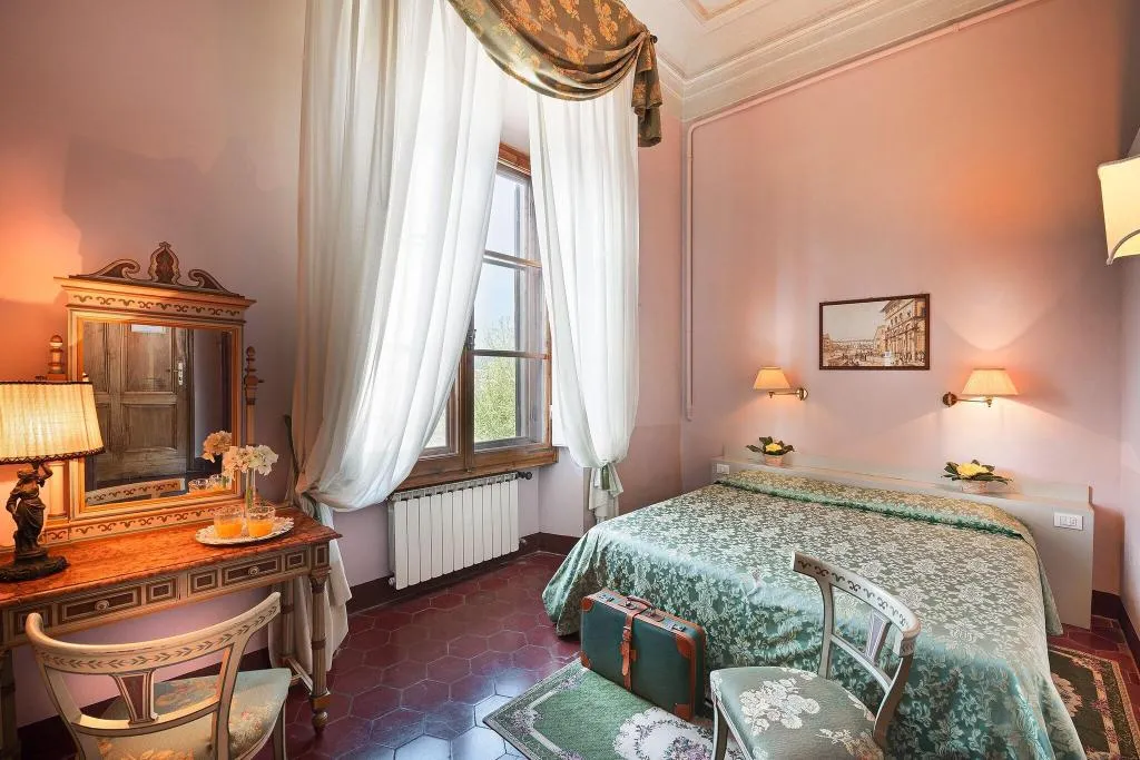 General view, Hotel Palazzo Guadagni, Florence