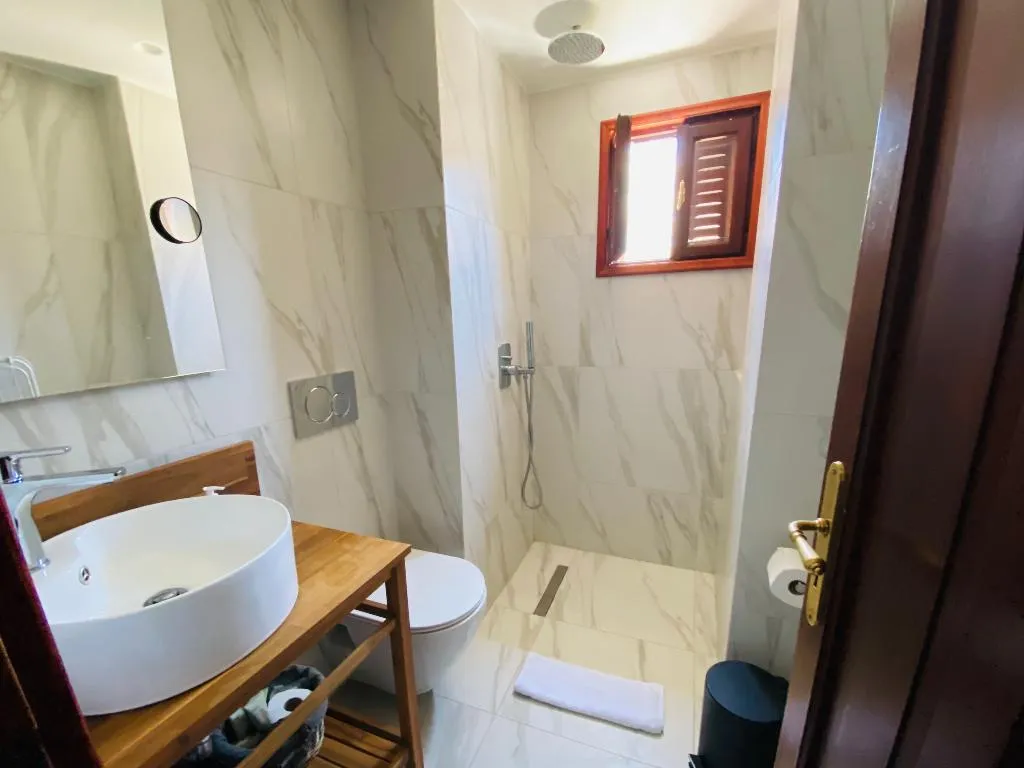 APARTMENT SEA VIEW CAPACITY 2 Room, Palazzo Arhontiko Apartments, Crete