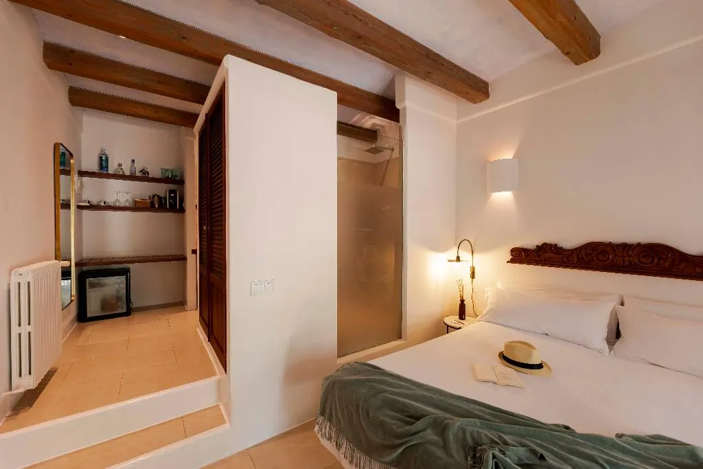 DOUBLE POOL VIEW Room, Ca Na Xica - Hotel & Spa, Ibiza