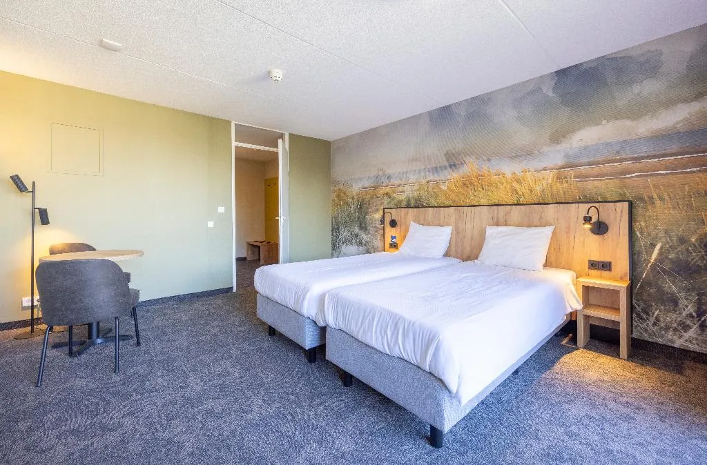 DOUBLE DELUXE Room, Fletcher Hotel Jan van Scorel, Amsterdam