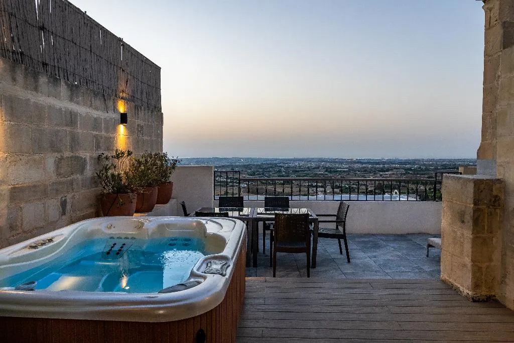 SUITE DELUXE WITH JACUZZI Room, The Xara Palace Relais and Chateaux, Malta