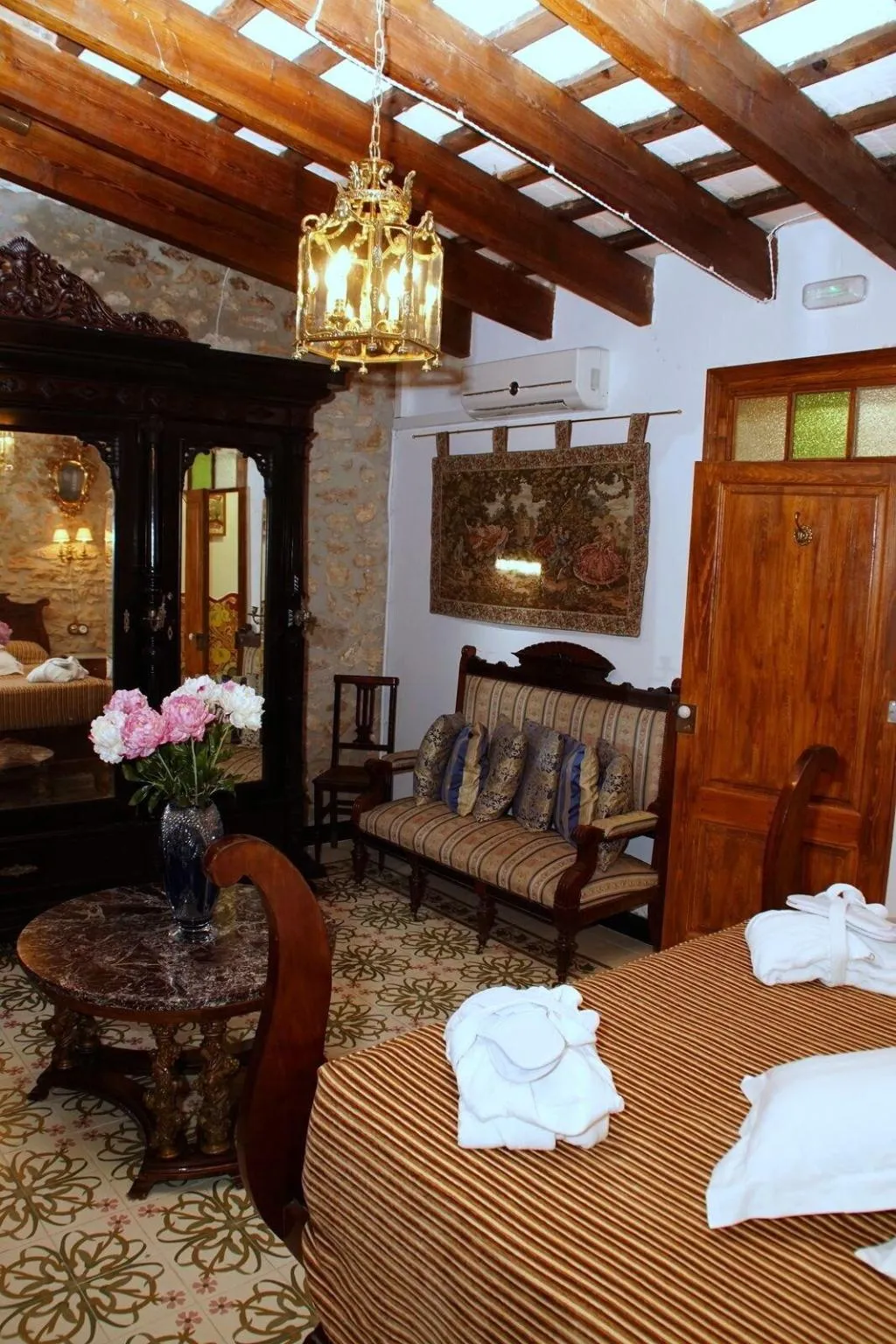 Room, Sitges Royal Rooms, Costa Brava
