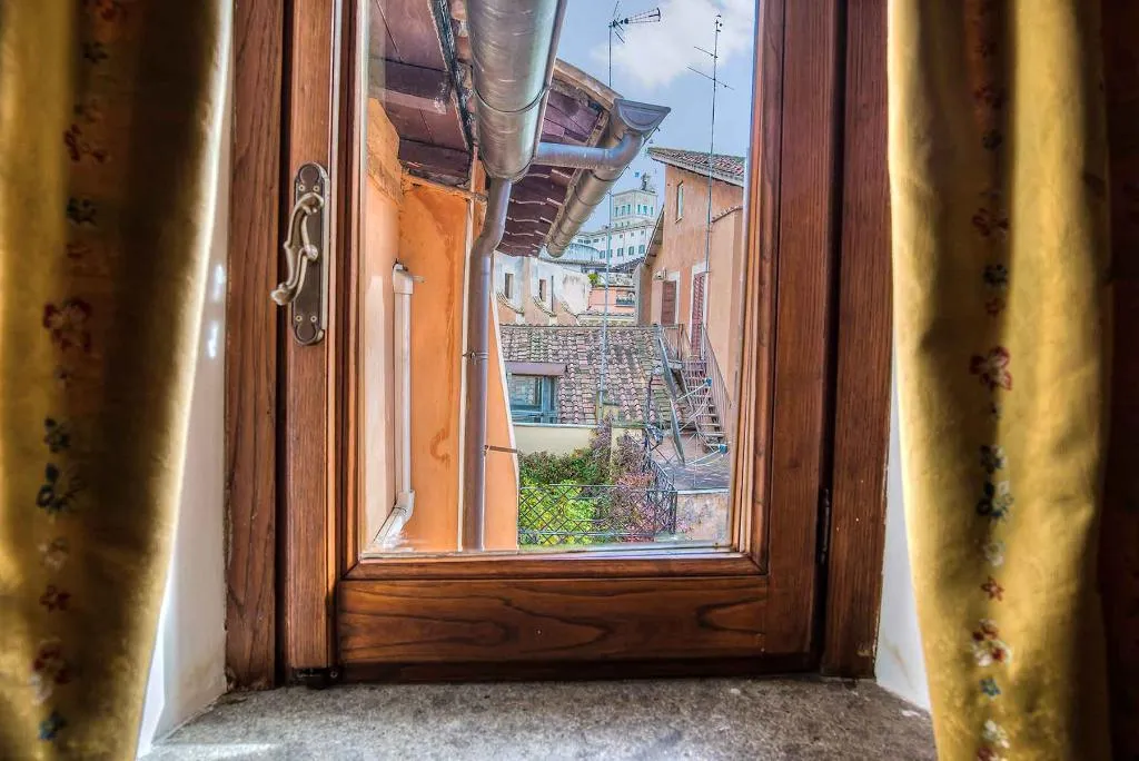 Room, Hotel Fontana, Rome