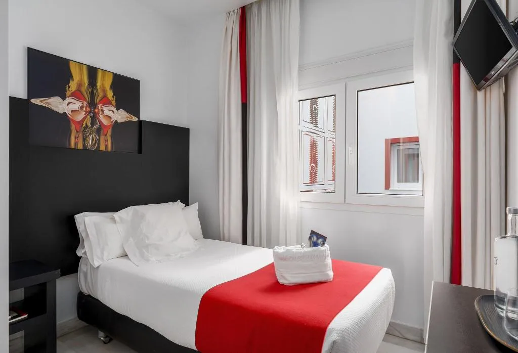 SINGLE STANDARD Room, Del Pintor, Costa Del Sol
