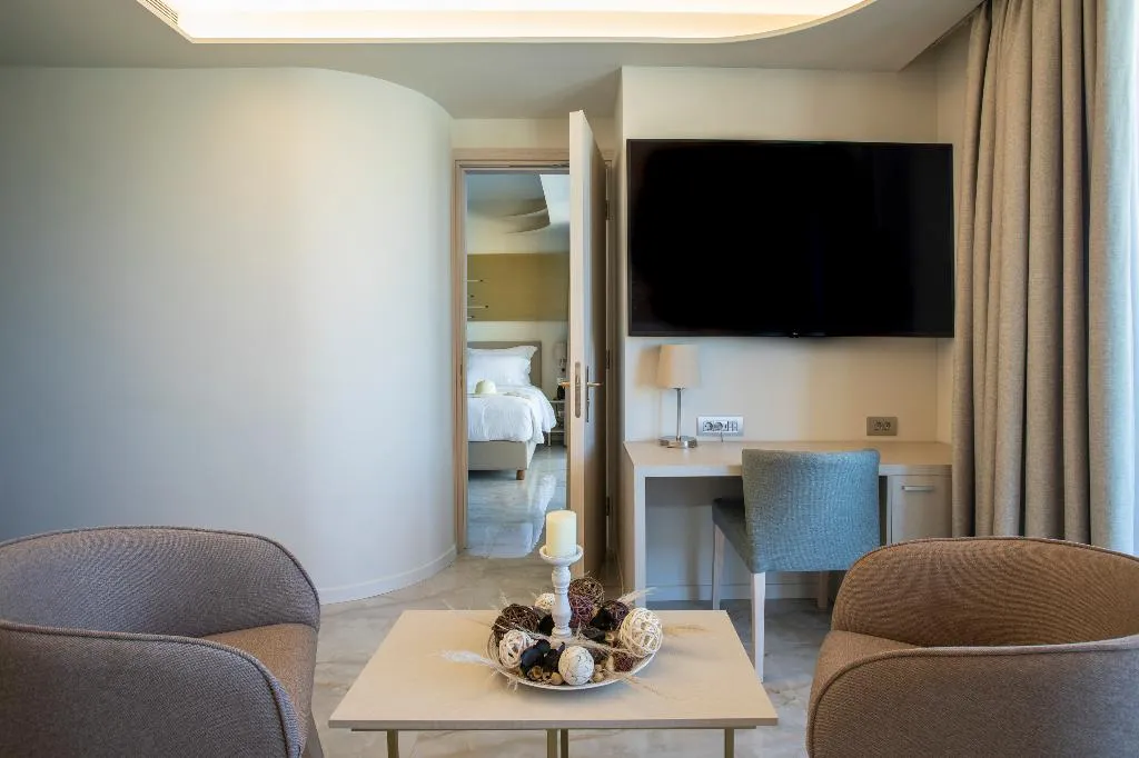 SUITE WITH VIEWS Room, Green Suites, Athens