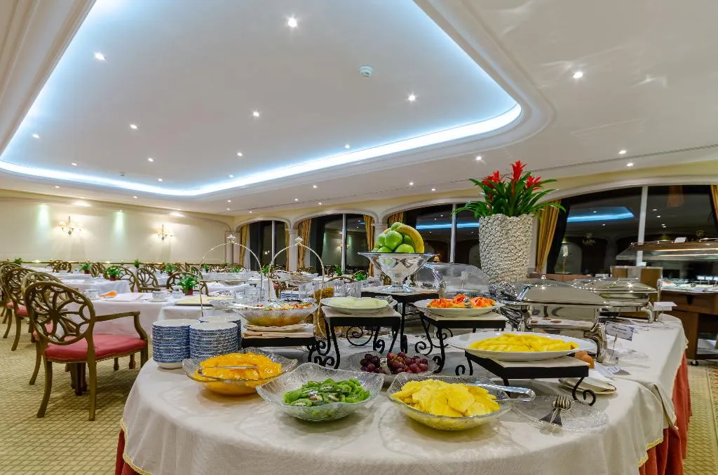 Restaurant, Olissippo Lapa Palace, Lisbon