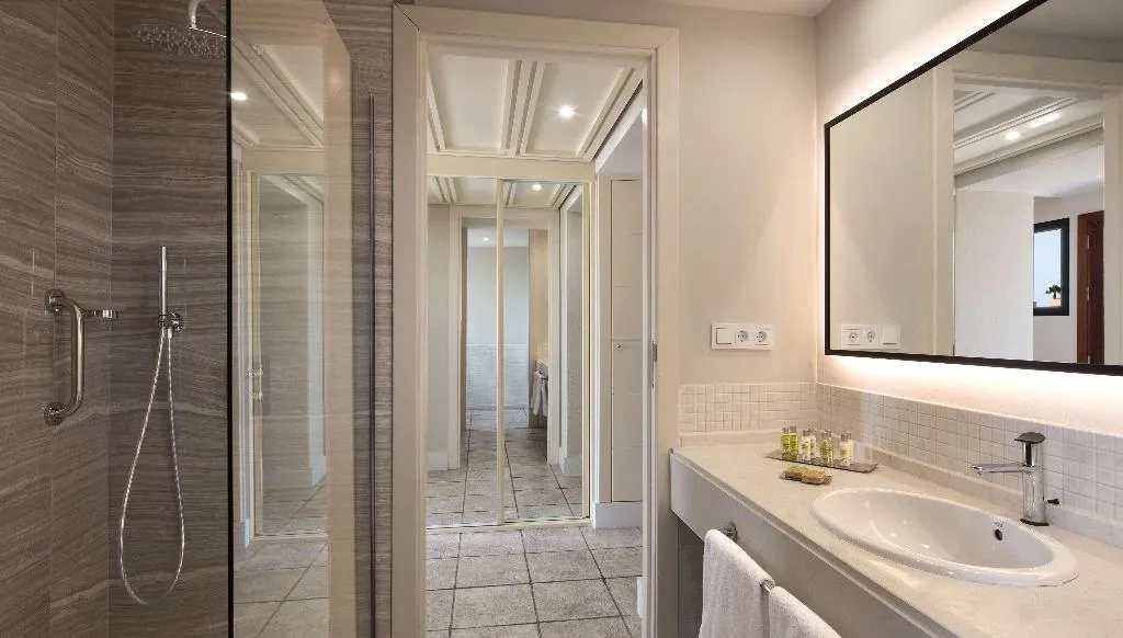 Room, DoubleTree by Hilton Islantilla Beach Golf Resort, Costa De La Luz