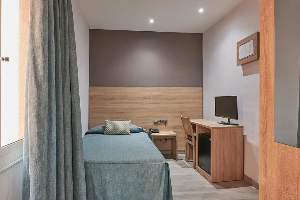 SINGLE STANDARD Room, Ramblas Barcelona, Barcelona