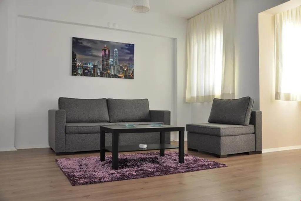 APARTMENT TWO BEDROOMS ONE BATHROOM Room, Deka Evleri, Izmir