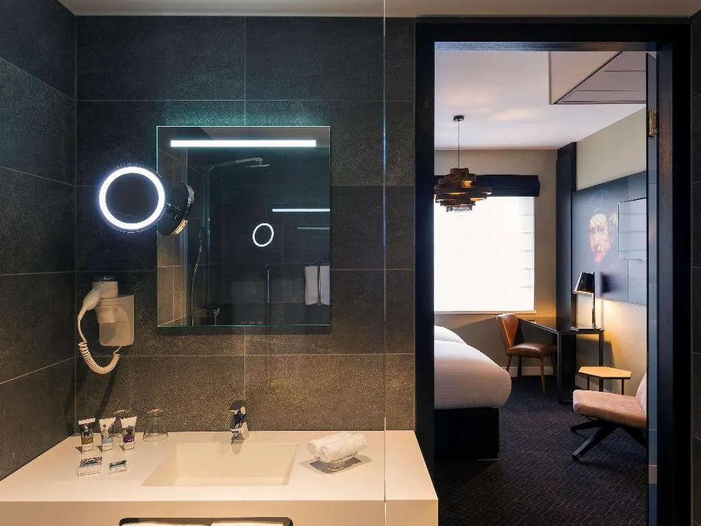 Room, Mercure Hotel Amsterdam Sloterdijk Station, Amsterdam