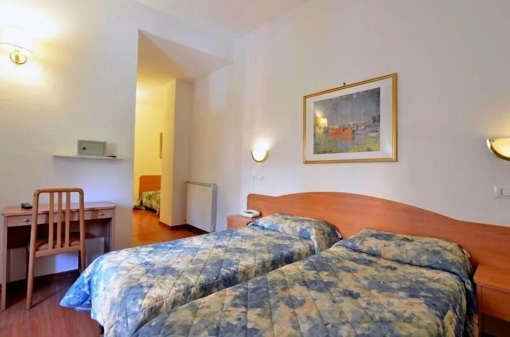 SUITE STANDARD Room, Tirreno, Rome