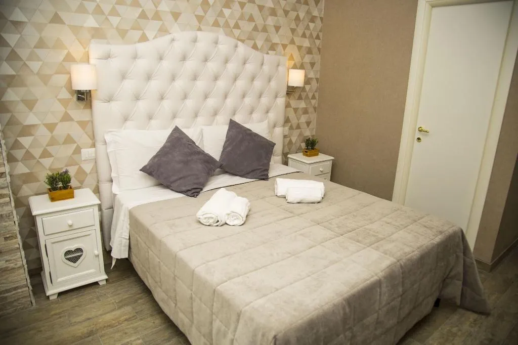 Room, Santamaria Inn, Rome
