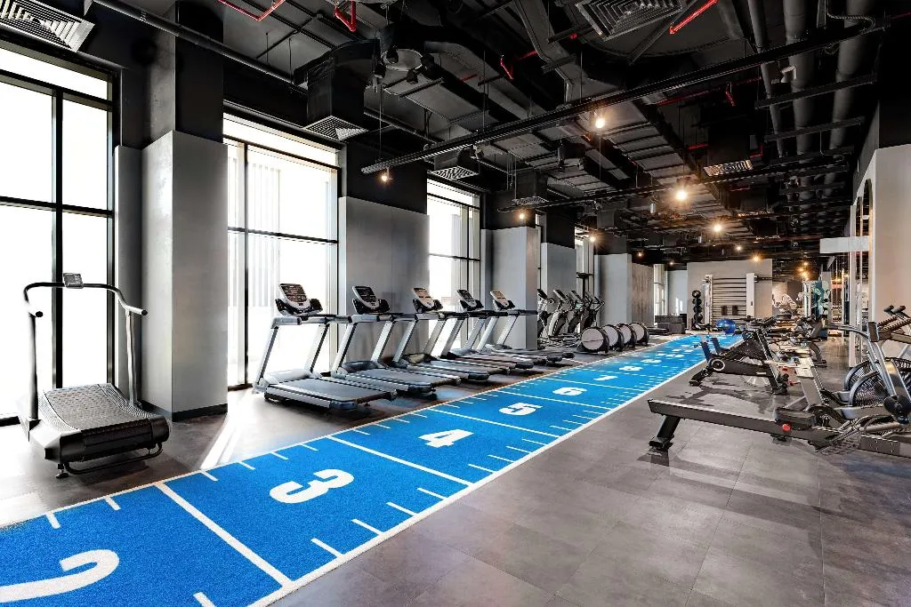 Sports and Entertainment, Hyatt Centric Jumeirah Dubai, Dubai