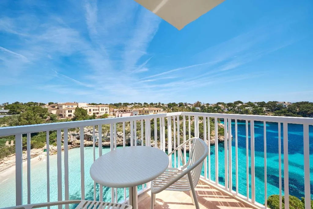 Room SUPERIOR SEA VIEW Room, Barcelo Ponent Beach, Majorca