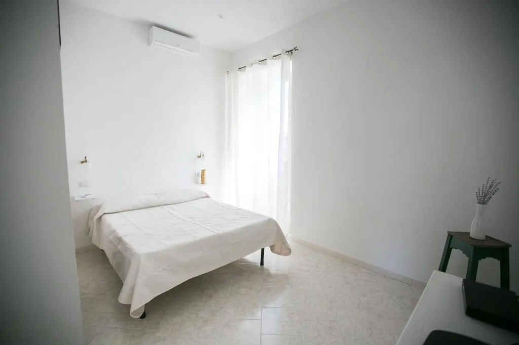 Room, B&B Napoli Centrale di Fabio e Veronica, Naples