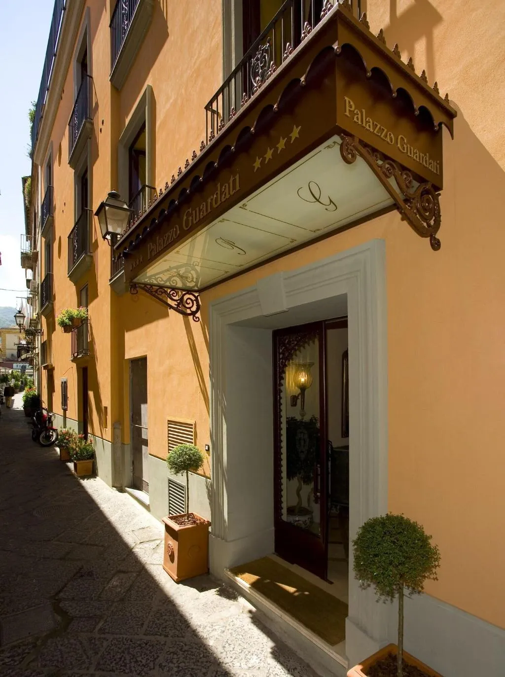 General view, Hotel Palazzo Guardati, Naples